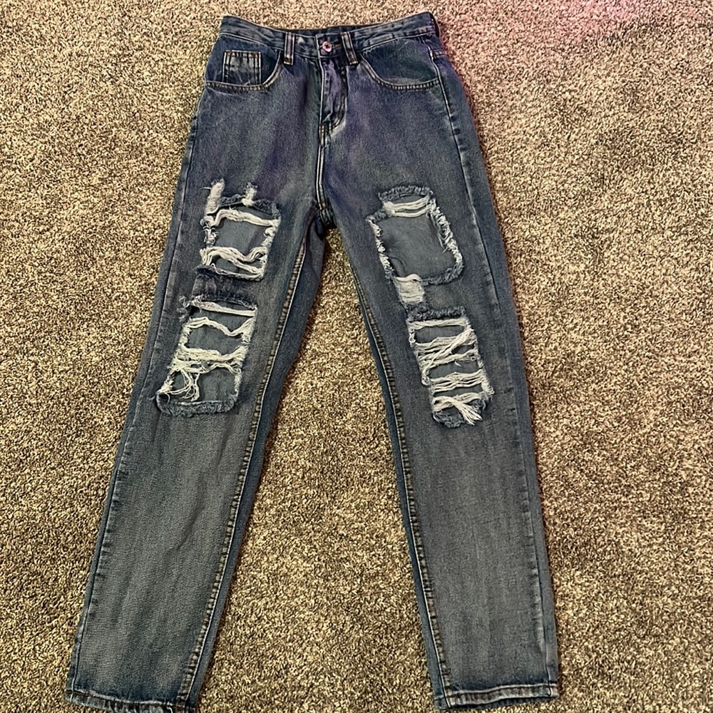 ripped mom jeans